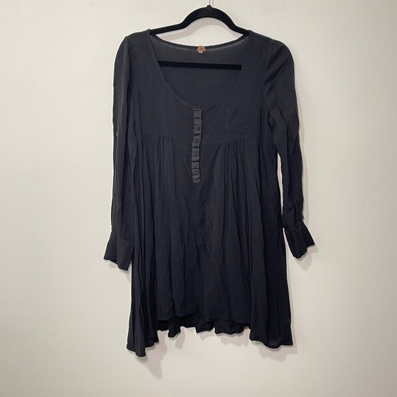 Farm rio Women's Black long sleeve deep crewneck babydoll casual shirt in size S - Picture 1 of 11